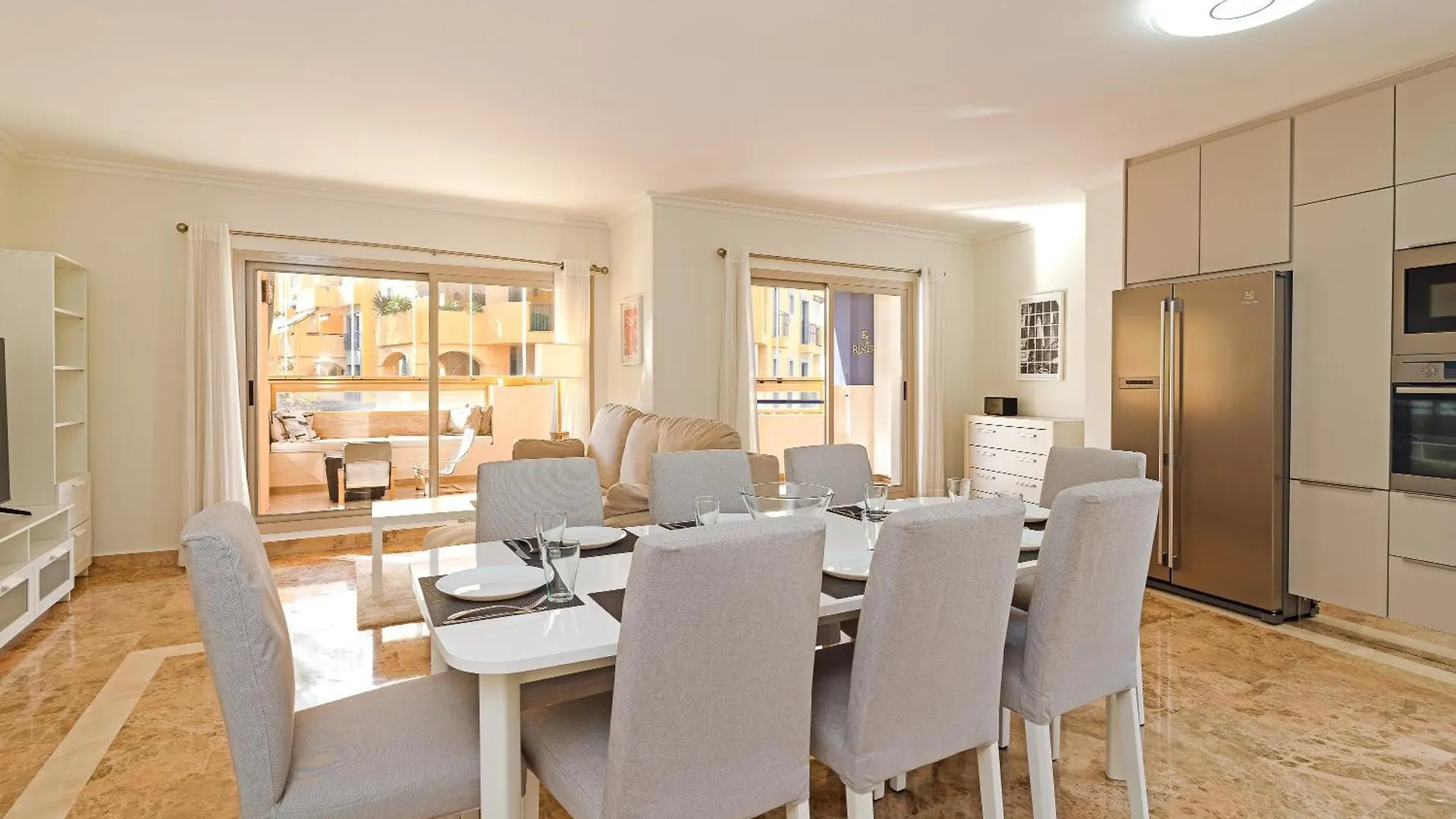 Spacious Four Bedroom Apartment In San Pedro Marbella Spanje
