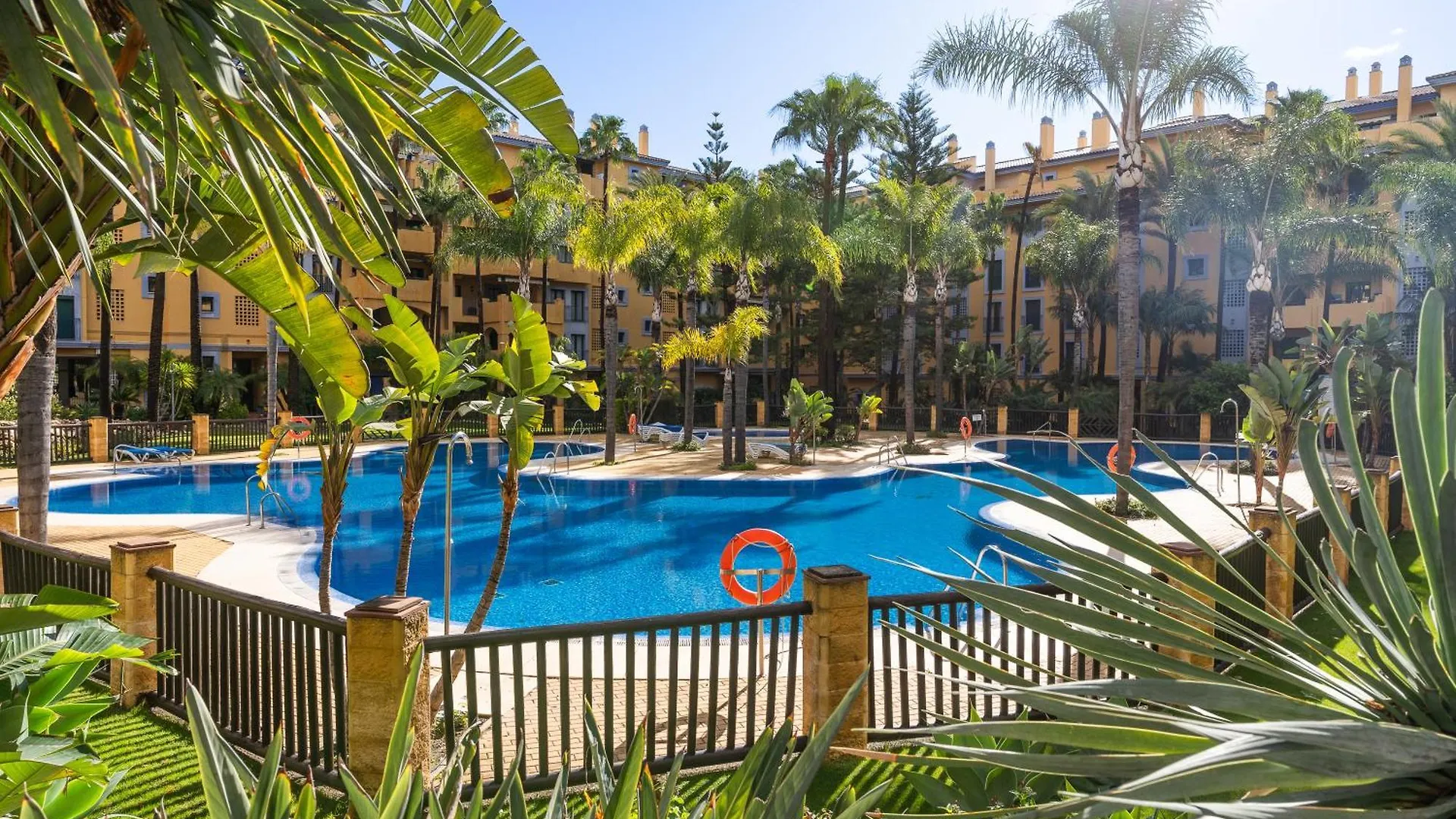 Spacious Four Bedroom Apartment In San Pedro Marbella